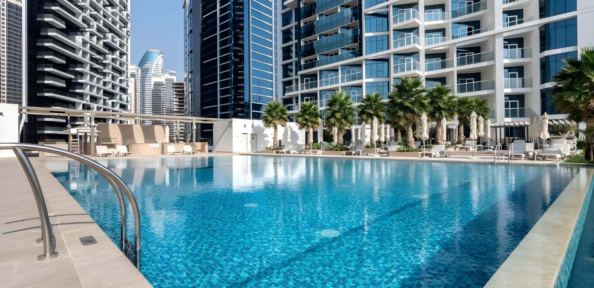 Apartment Furnished With Big Balcony, Full Canal View, High Floor *